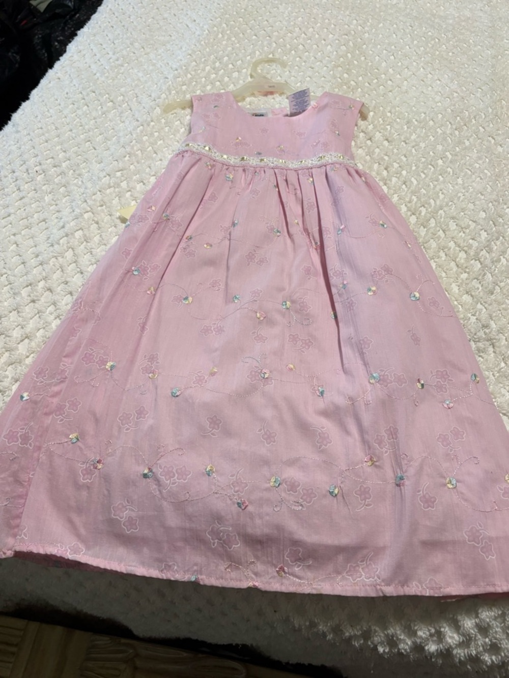Vintage Sleeveless Pink Floral Embroidered Party Dress for Girls
